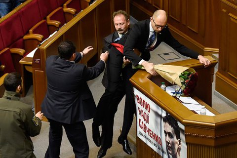 Кабмін оприлюднив заяву щодо інциденту за участю Барни
