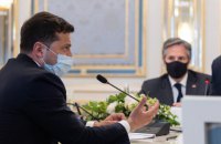 Зеленский и Блинкен согласовали позиции перед разговором Байдена с Путиным 