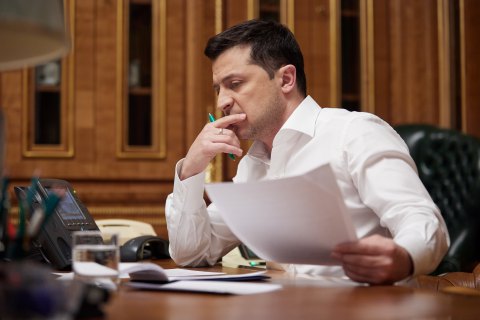 Президент Украины расширил санкции против Гужвы и Шария 
