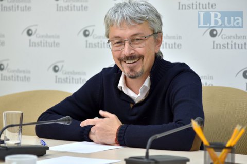 Ткаченко заселився на Труханів острів після розслідування "1+1" про незаконність забудови острова