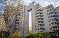 Мерія Варшави забрала у російського посольства закинутий житловий комплекс 