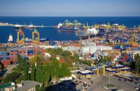 Портовым таможенникам за американские деньги упростят работу 
