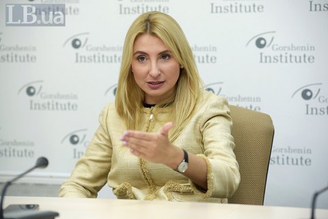 Как ЦИК может повлиять на выборы? Разве что, рассматривая дела по отдельным спорным округам, - Бернацкая