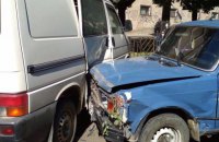 П'яний водій розбив 9 машин у Чернівцях