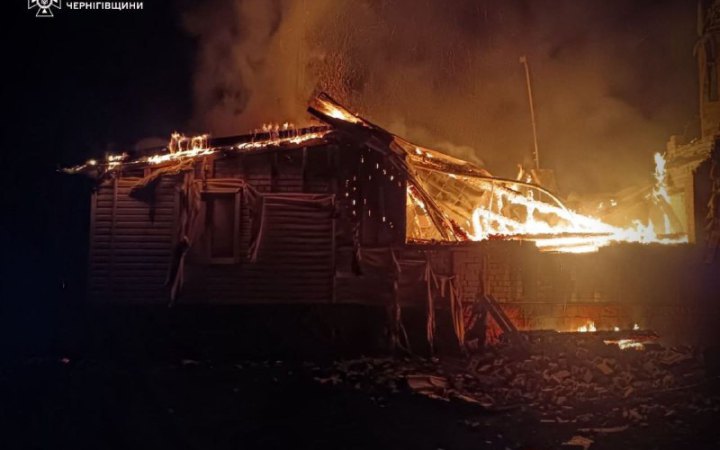 Двоє чоловіків постраждали на Чернігівщині унаслідок обстрілу
