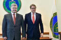 Порошенко зустрівся з міністром енергетики США у Вашингтоні (оновлено)
