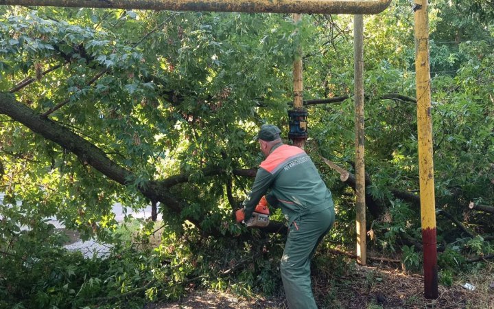Одесу затопило. У місті за пів години випали дві третини місячної норми опадів