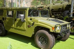 Китай подарил Беларуси 22 бронированых автомобиля