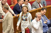 Депутаты пришли в Верховную Раду в вышиванках