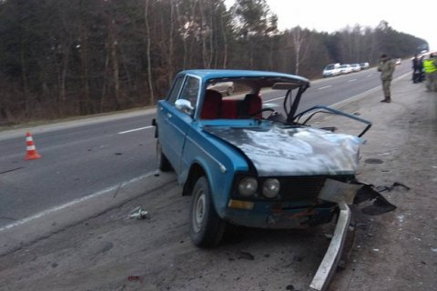 Во Львовской области произошло ДТП с участием военных, есть погибший (обновлено)