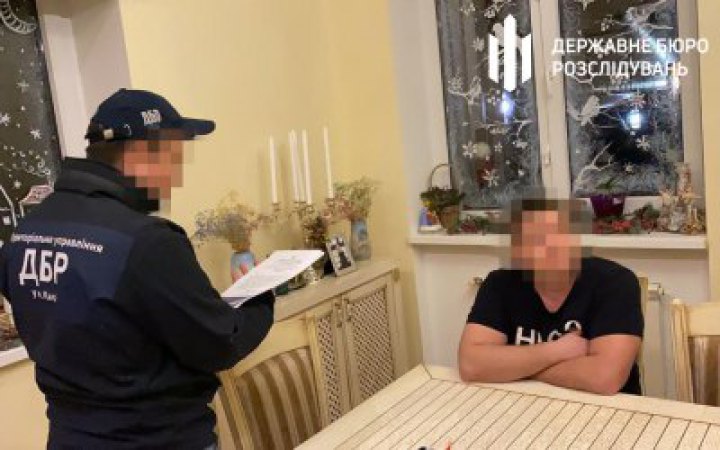 У Києві викрили високопосадовця, що допомагав депутатам ухилятися від військової служби 