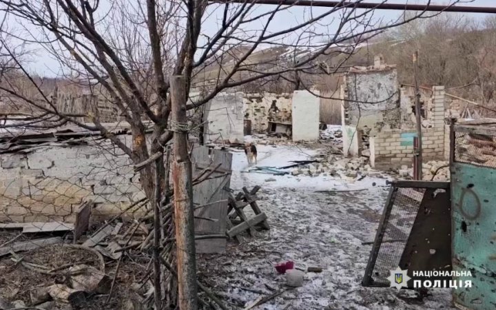 "Білі янголи" врятували двох жінок з-під російських обстрілів на Донеччині