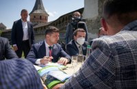 Зеленський підтримав ідею привабити туристів скасуванням віз