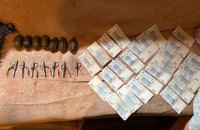 На Херсонщині затримали підозрюваного у торгівлі зброєю і боєприпасами