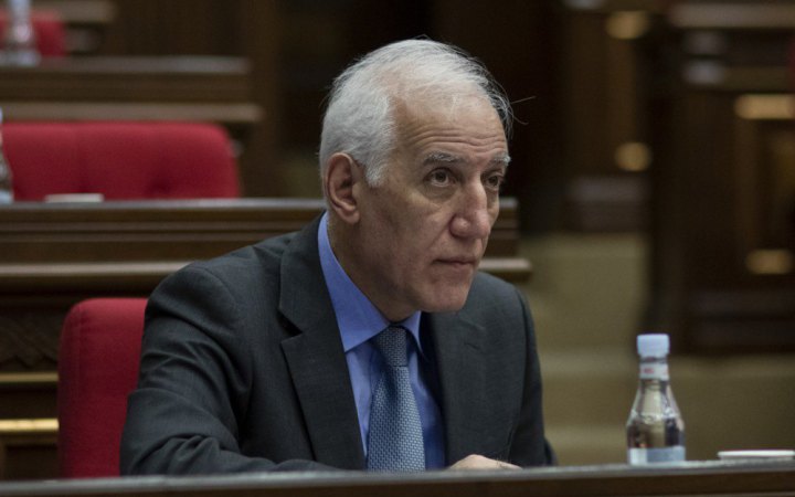 Вірменія закріпила курс на ЄС у законодавстві: президент підписав закон про початок процесу вступу