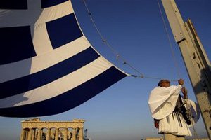 Банки Греции потерпели рекордные убытки в прошлом году