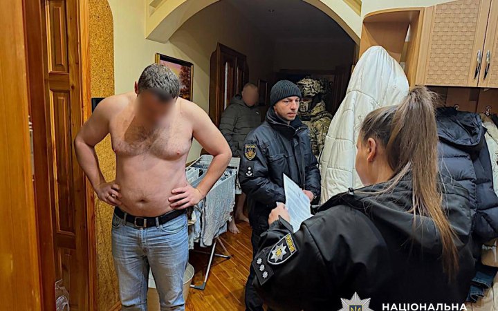 Викрили міжнародну мережу фінансових шахраїв, які використовували “грошових мулів” у ЄС
