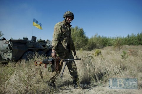 В зоне ООС за сутки зафиксировано 14 обстрелов, двое раненых