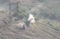 Аеророзвідка прикордонників допомогла знищити російську БМП