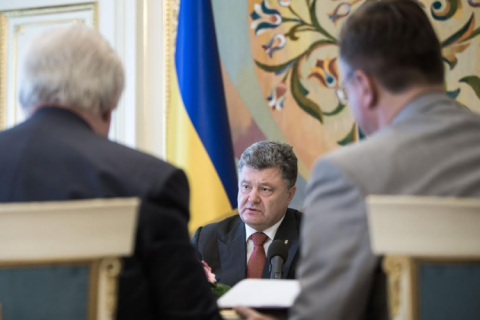 Порошенко не задоволений роботою міністрів і губернаторів