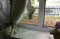 В селе возле Бахмута главе фермерского хозяйства бросили гранату в окно (обновлено)