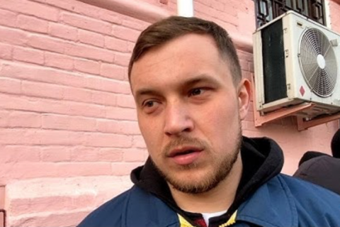 Печерський райсуд відправив під домашній арешт сьомого підозрюваного в справі мітингу під ОПУ