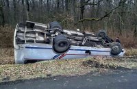 На Закарпатті перекинувся пасажирський автобус