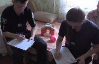 На Троещине в Киеве трехлетний ребенок выпал из окна 16-го этажа 