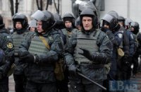 Чергова показуха з номерами на шоломах замість реальних змін в міліції