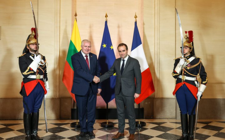 Литва і Франція підписали угоду про зміцнення партнерства у сфері оборони