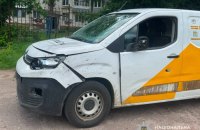 Російський дрон біля Краматорська знищив автівку Укрпошти з посилками