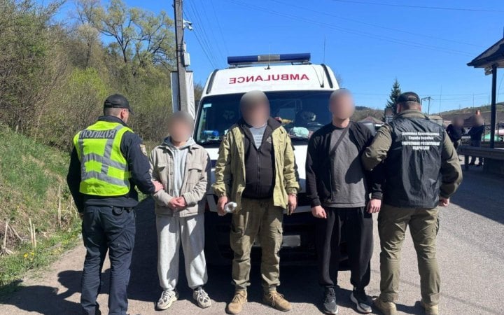 На Закарпатті викрили спробу незаконного перетину кордону за допомогою «швидкої»