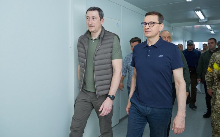 Моравецький і Чернишов відкрили в Бородянці модульне містечко 