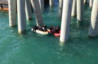 17 человек погибли в России из-за падения в море автобуса с рабочими (обновлено)