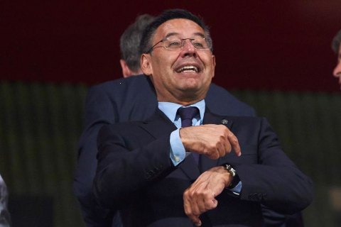 Президент "Барселоны" признался, почему он уволил Вальверде