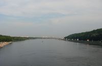 У Києві підвищився рівень води в Дніпрі. КМВА запевнила, що загрози наразі немає