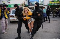 В сети опубликовали данные тысячи белорусских силовиков, которые задерживали митингующих