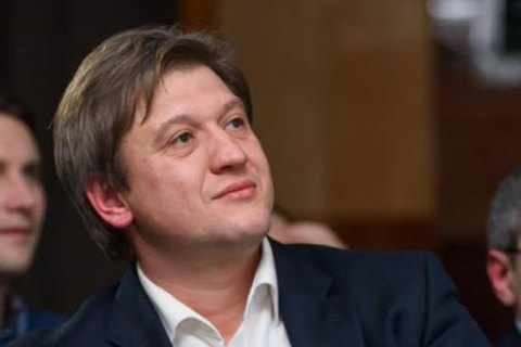 Гройсман призвал НАПК проверить ситуацию с офшорами министра финансов