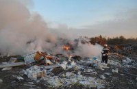 Возле аэропорта "Борисполь" загорелась мусорная свалка