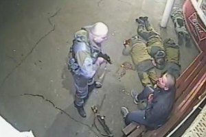 В сети появилось видео издевательств донецких боевиков над людьми