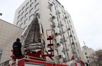 Пожежа в багатоповерхівці: як опанувати себе, чому не працює оповіщення і де найбезпечніше місце в квартирі