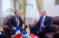 МИД начал подготовку визита Макрона в Украину