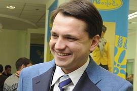 Павленко: раз в году мужчина обязан дарить цветы