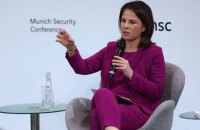 Бербок: Путін хоче знищити Україну