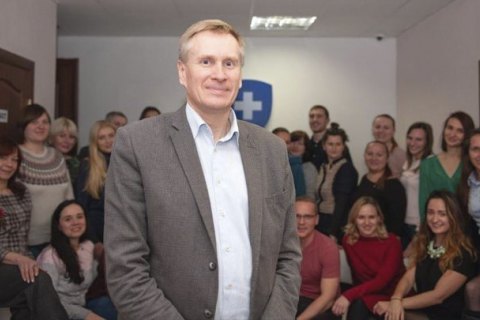 НСЗУ не вистачає 5,6 млрд грн на оплату медзакладам, які лікують пацієнтів із COVID-19
