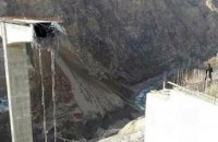 У Туреччині обвалився міст, який мав стати найдовшим у країні