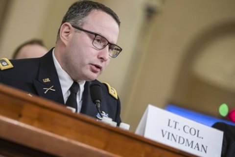 Свідок розмови Трампа і Зеленського подав у відставку