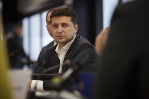 47% украинцев считают, что личностные качества Зеленского не соответствуют должности президента, - опрос