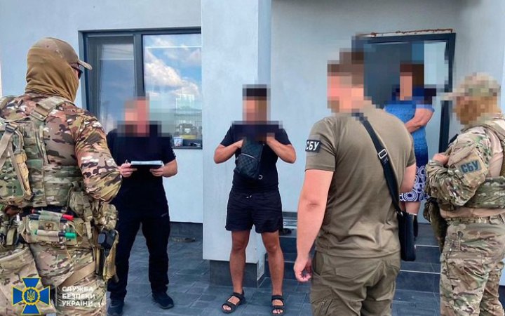 СБУ заблокувала три схеми виїзду громадян призовного віку за кордон