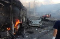 В трех районах Донецка слышны звуки залпов, - горсовет